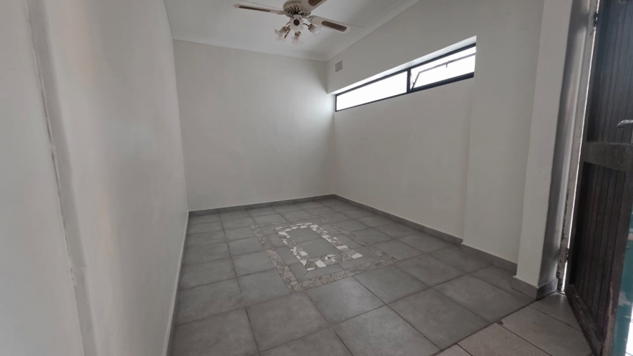 1 Bedroom Property for Sale in Wilkoppies North West